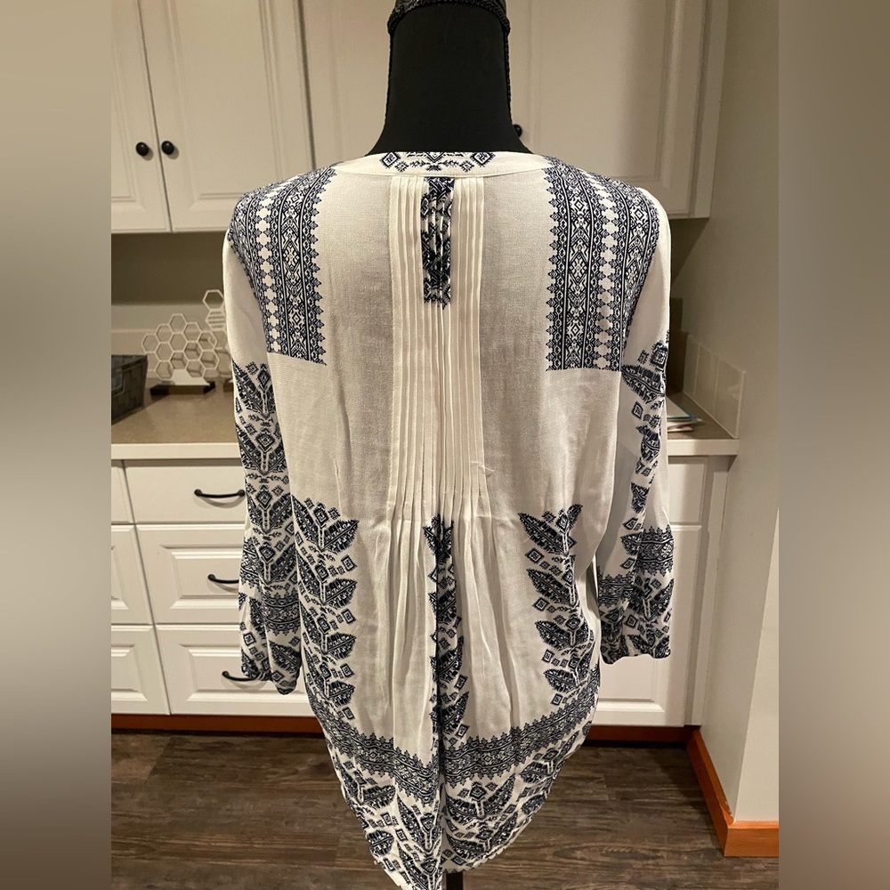 Danielrainn White And Blue Patterned Sweater - image 2